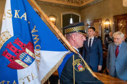 umk_2291.jpg-swieto, straz miejska, strazy miejskiej, uroczystosc, odznaczenia, odznaczen