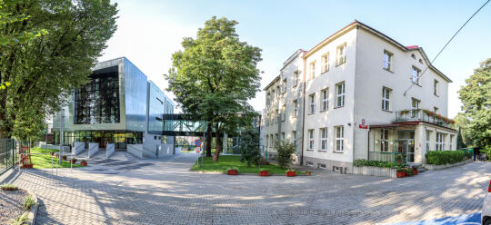 bs_220901_.jpg-SP50, Rok Szkolny, Nowy Budynek, Majchrowski