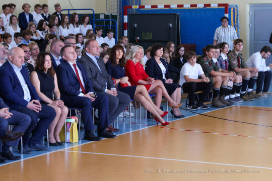 bs_220901_6480.jpg-SP50, Rok Szkolny, Nowy Budynek, Majchrowski