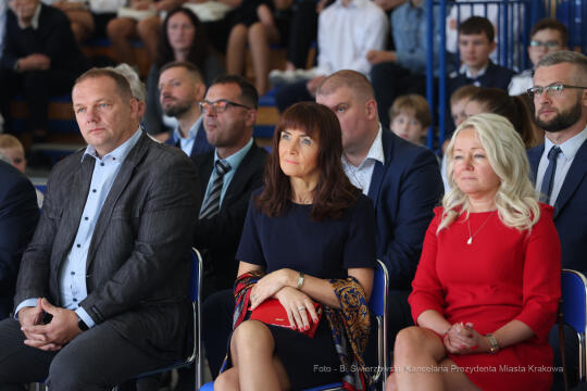 bs_220901_6515.jpg-SP50, Rok Szkolny, Nowy Budynek, Majchrowski