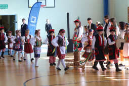 bs_220901_6598.jpg-SP50, Rok Szkolny, Nowy Budynek, Majchrowski