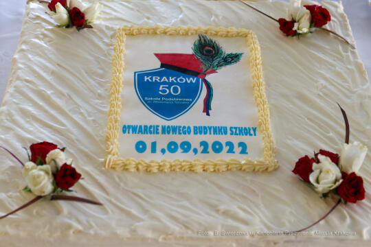 bs_220901_6657.jpg-SP50, Rok Szkolny, Nowy Budynek, Majchrowski