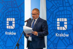 umk_3097.jpg-rozpoczęcie, rok, szkolny, wrzesień, Jacek, Majchrowski,