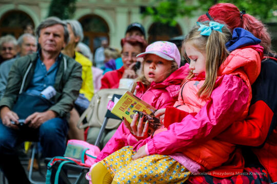 bs_220903_3351.jpg-Narodowe Czytanie