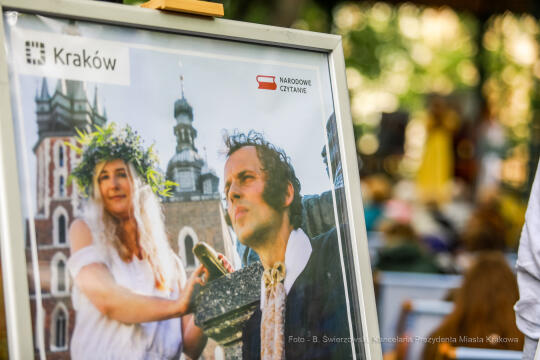 bs_220903_3387.jpg-Narodowe Czytanie