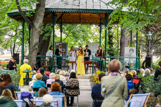 bs_220903_3389.jpg-Narodowe Czytanie