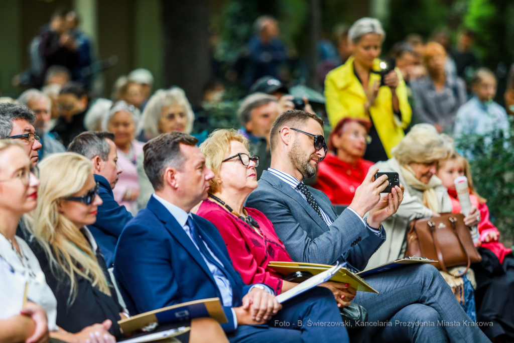 bs_220903_3408.jpg-Narodowe Czytanie  Autor: B. Świerzowski