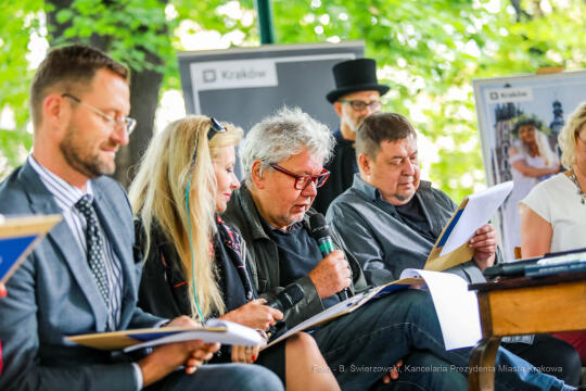 bs_220903_3472.jpg-Narodowe Czytanie