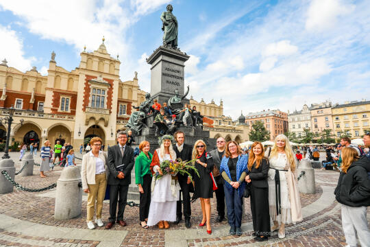 bs_220903_3538.jpg-Narodowe Czytanie