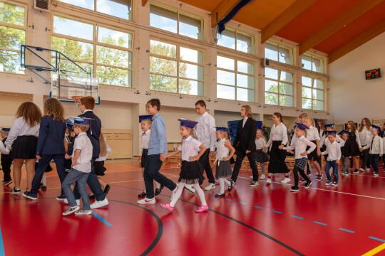 umk_4450.jpg-ślubowanie, pierwszaki, SP 134, Majchrowski