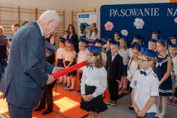 umk_4532.jpg-ślubowanie, pierwszaki, SP 134, Majchrowski