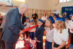 umk_4559.jpg-ślubowanie, pierwszaki, SP 134, Majchrowski