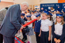 umk_4565.jpg-ślubowanie, pierwszaki, SP 134, Majchrowski