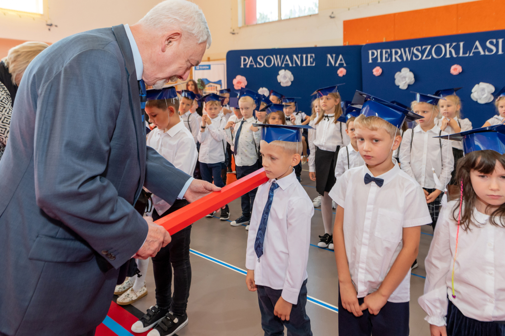 umk_4581.jpg-ślubowanie, pierwszaki, SP 134, Majchrowski  Autor: P. Wojnarowski