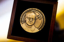 umk_4613.jpg-ślubowanie, pierwszaki, SP 134, Majchrowski