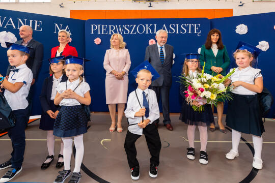 umk_4708.jpg-ślubowanie, pierwszaki, SP 134, Majchrowski