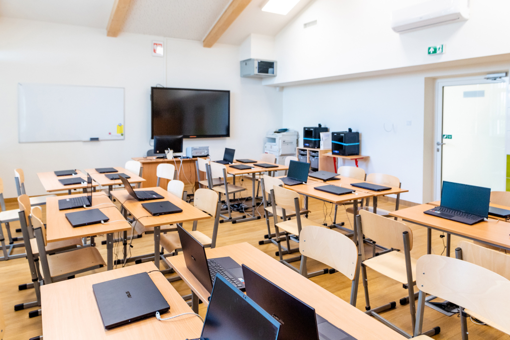 umk_4748.jpg-ślubowanie, pierwszaki, SP 134, Majchrowski  Autor: P. Wojnarowski