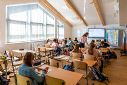 umk_4752.jpg-ślubowanie, pierwszaki, SP 134, Majchrowski