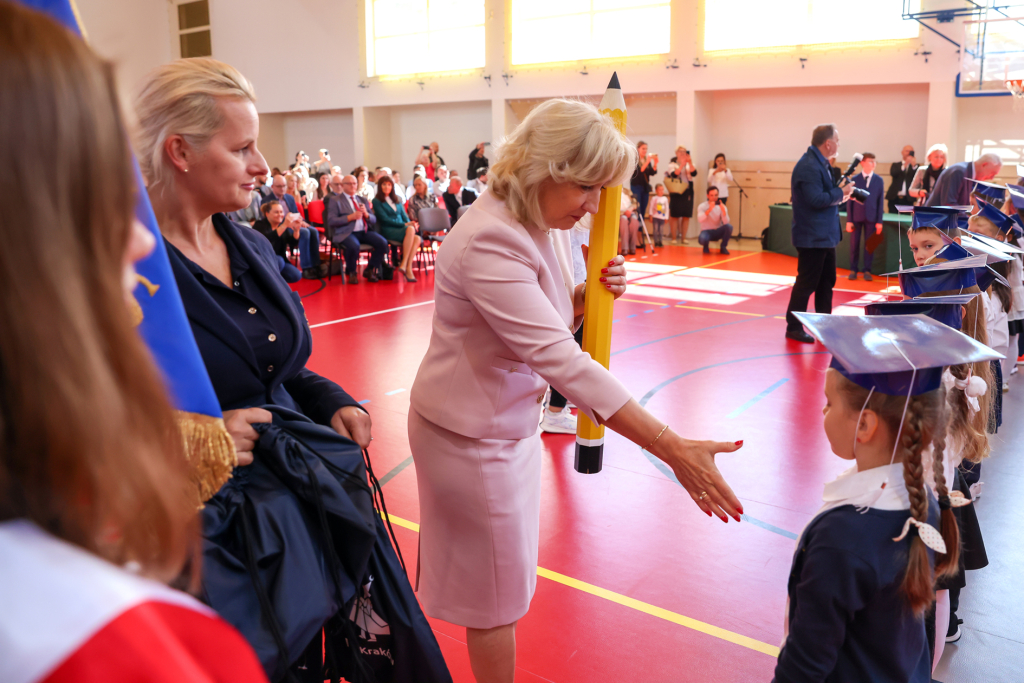 img_8579.jpg-ślubowanie, pierwszaki, SP 134, Majchrowski  Autor: Bogusław Świerzowski