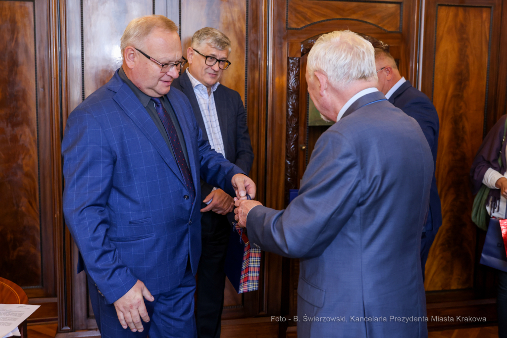 bs_220913_8802.jpg-Medalistki, Mistrzostwa Świata, Majchrowski, Kajakarki  Autor: B. Świerzowski