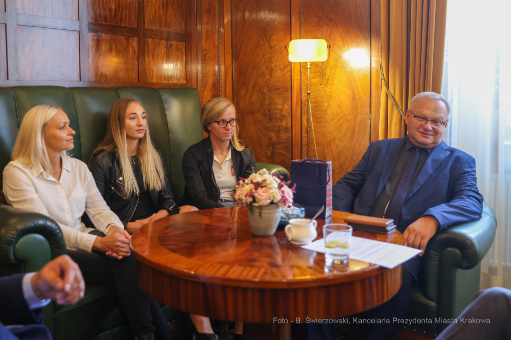 bs_220913_8864.jpg-Medalistki, Mistrzostwa Świata, Majchrowski, Kajakarki  Autor: B. Świerzowski