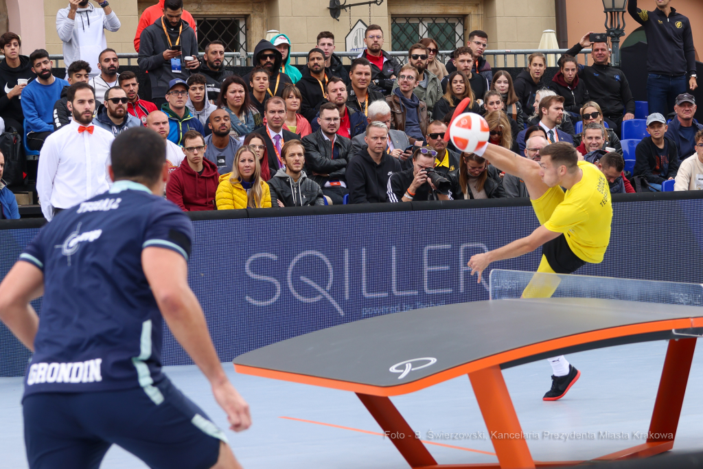 bs-września 17, 2022-img_9372.jpg-TEQBAL Mały Rynek, Majchrowski  Autor: B. Świerzowski