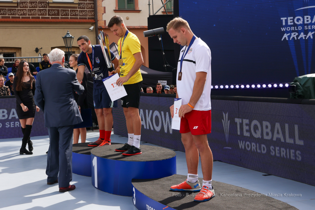 bs-września 17, 2022-img_9506.jpg-TEQBAL Mały Rynek, Majchrowski  Autor: B. Świerzowski