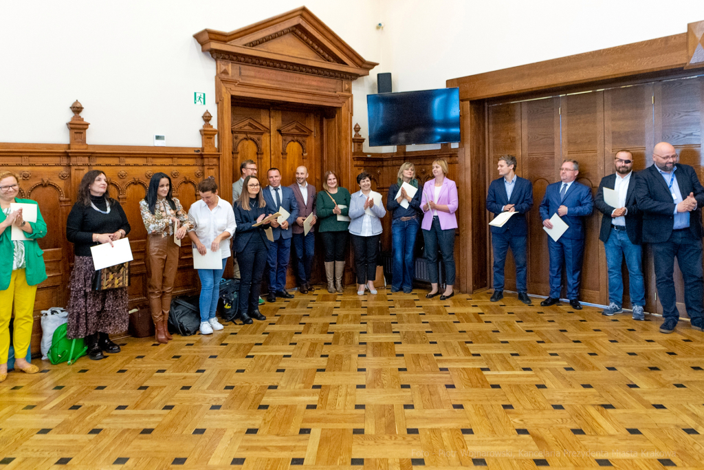 UMK, Majchrowski, Rada Działalności Pożytku Publicznego, inauguracja, V kadencja, wręczenie, pod  Autor: P. Wojnarowski