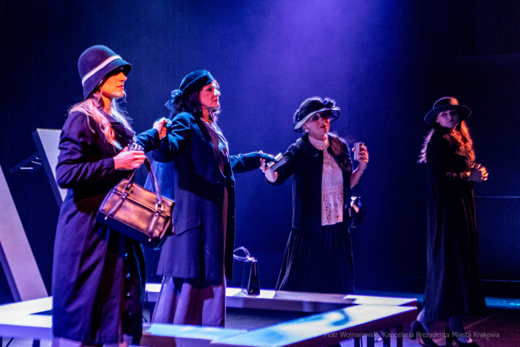 KTO, teatr, Majchrowski, Zoń, Jubileusz, Arcadia, 45, lat, istnienia, trąbka, spektakl, Różewicz  Autor: P. Wojnarowski