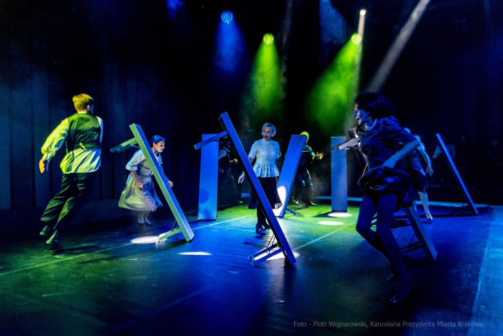 KTO, teatr, Majchrowski, Zoń, Jubileusz, Arcadia, 45, lat, istnienia, trąbka, spektakl, Różewicz  Autor: P. Wojnarowski