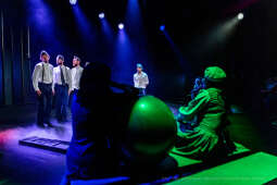 KTO, teatr, Majchrowski, Zoń, Jubileusz, Arcadia, 45, lat, istnienia, trąbka, spektakl, Różewicz