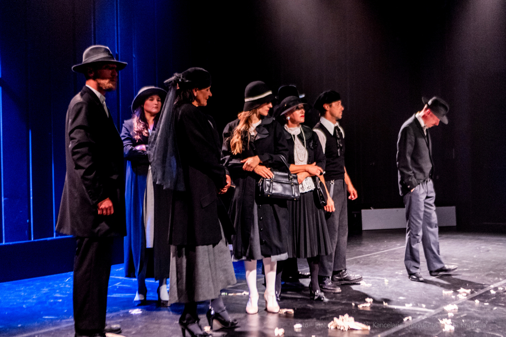 KTO, teatr, Majchrowski, Zoń, Jubileusz, Arcadia, 45, lat, istnienia, trąbka, spektakl, Różewicz  Autor: P. Wojnarowski