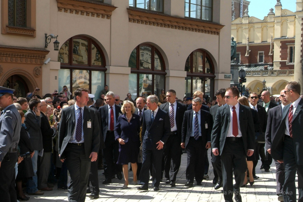 Książę, Karol, Karol III, Kraków, wizyta, odwiedziny, Camilla Parker Bowles, spotakanie, mieszka  Autor: W. Majka