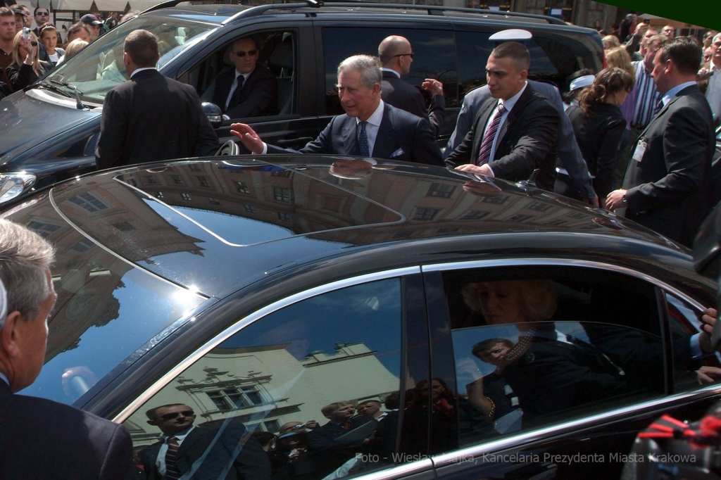 Książę, Karol, Karol III, Kraków, wizyta, odwiedziny, Camilla Parker Bowles, spotakanie, mieszka  Autor: W. Majka