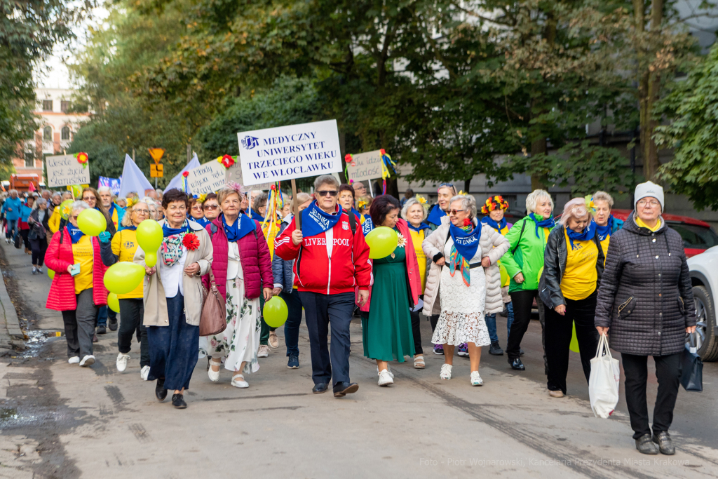 senioralia, seniorzy, Kulig, park, Jordana, spotkanie, międzynarodowe, IX, Walkowicz, sanatorium, m  Autor: P. Wojnarowski