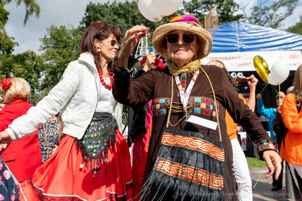 senioralia, seniorzy, Kulig, park, Jordana, spotkanie, międzynarodowe, IX, Walkowicz, sanatorium, m  Autor: P. Wojnarowski