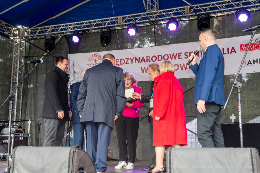 senioralia, seniorzy, Kulig, park, Jordana, spotkanie, międzynarodowe, IX, Walkowicz, sanatorium, m  Autor: P. Wojnarowski