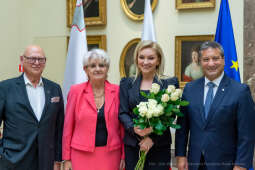 Muzeum, Narodowe, Sukiennice, Malta, jubileusz, Kamińska, Agnieszka, Korfel-Jasińska, wojewoda, Ga