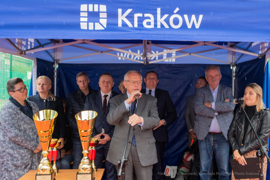 szkoła, 149, Bujaka, turniej, dzieci, tereny sportowe, rewitalizacja, tartan, Muzyk, 15  Autor: P. Wojnarowski