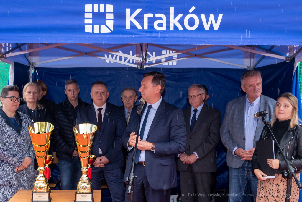 szkoła, 149, Bujaka, turniej, dzieci, tereny sportowe, rewitalizacja, tartan, Muzyk, 15  Autor: P. Wojnarowski