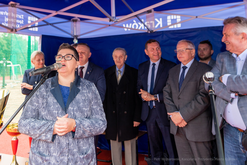 szkoła, 149, Bujaka, turniej, dzieci, tereny sportowe, rewitalizacja, tartan, Muzyk, 15  Autor: P. Wojnarowski