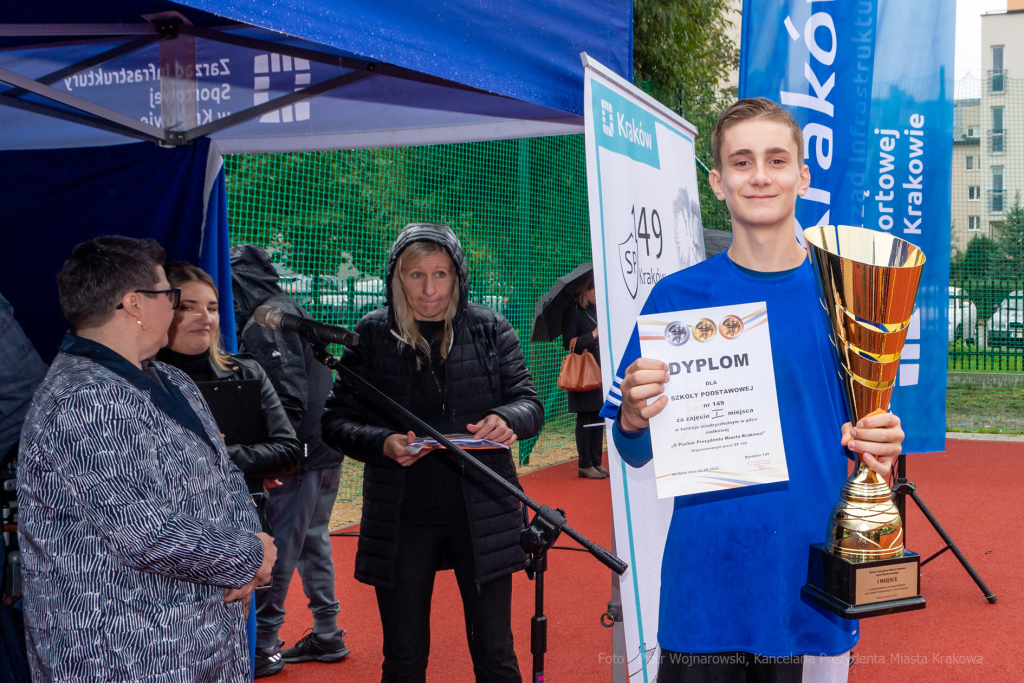 szkoła, 149, Bujaka, turniej, dzieci, tereny sportowe, rewitalizacja, tartan, Muzyk, 15  Autor: P. Wojnarowski