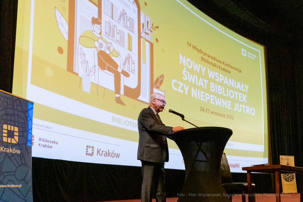 biblioteka, Kraków, Majchrowski, Rima Gražienė, Staniszewska-Mól, bibliotekarze, Kino, Kijów, w  Autor: P. Wojnarowski