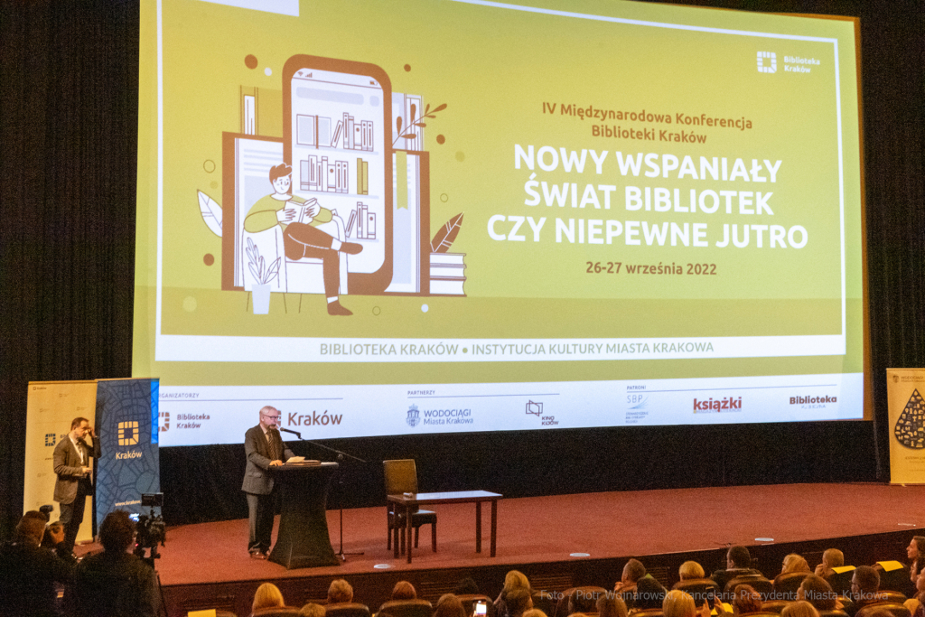 biblioteka, Kraków, Majchrowski, Rima Gražienė, Staniszewska-Mól, bibliotekarze, Kino, Kijów, w  Autor: P. Wojnarowski