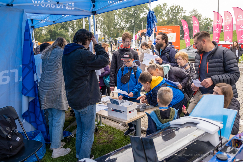 Tauron, Arena, Garden, impreza, policja, mpo, straż miejska, zabawa, atrakcje, dzieci, mpk  Autor: Bogusław Świerzowski