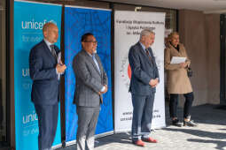 UNICEF, Majchrowski, wizyta, Topografów, 15, Radshed, Mustafa, Sarwar, Centrum Edukacyjno-Terapeuty