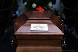 pogrzeb, Sieniawska, Krystyna, kondukt, rodzina, mąż, Fidelus, Dziwisz, Majchrowski, uroczystości