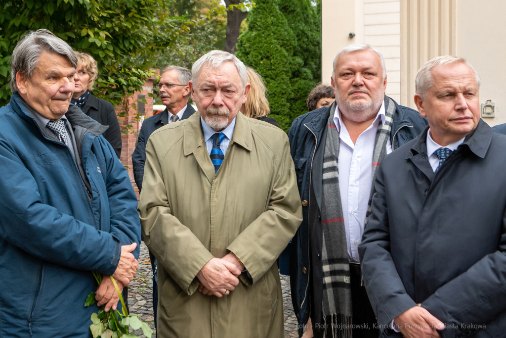 pogrzeb, Sieniawska, Krystyna, kondukt, rodzina, mąż, Fidelus, Dziwisz, Majchrowski, uroczystości  Autor: P. Wojnarowski