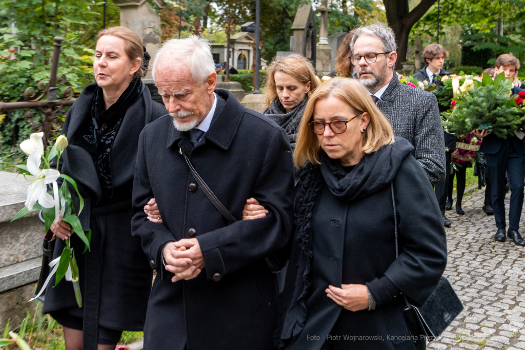 pogrzeb, Sieniawska, Krystyna, kondukt, rodzina, mąż, Fidelus, Dziwisz, Majchrowski, uroczystości  Autor: P. Wojnarowski