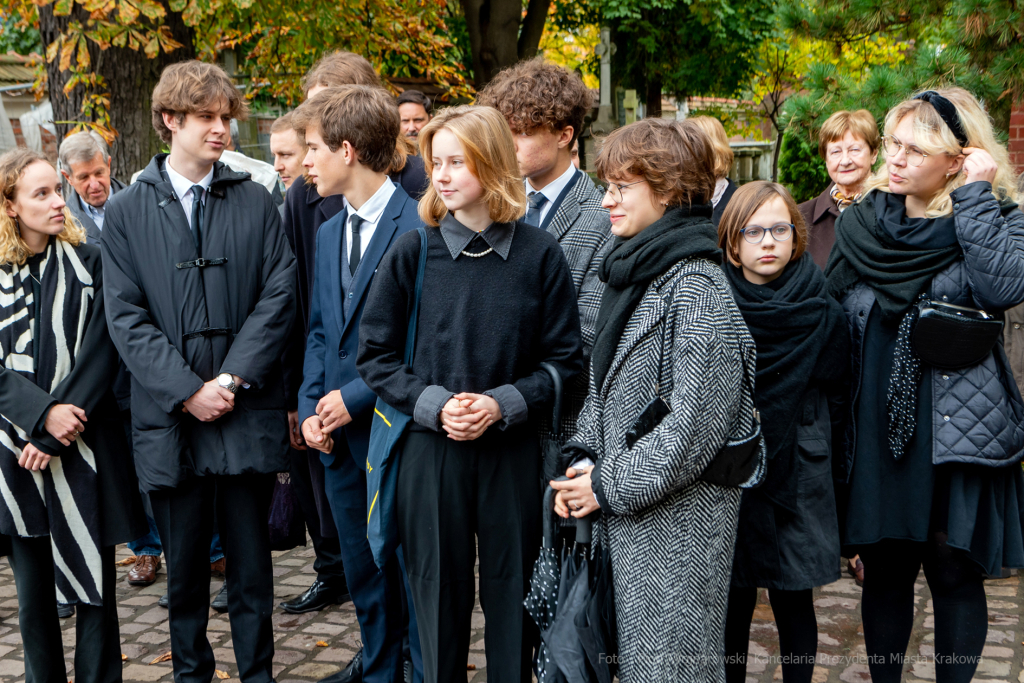 umk_8404.jpg-pogrzeb, Sieniawska, Krystyna, Rakowicki, cmentarz  Autor: P. Wojnarowski